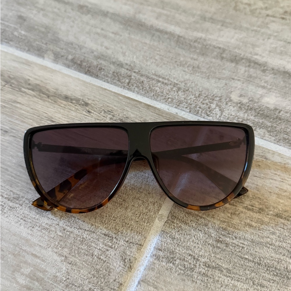 Zara shield box Black and Tortoise Sunglasses